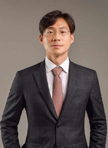 고정항 대표변호사